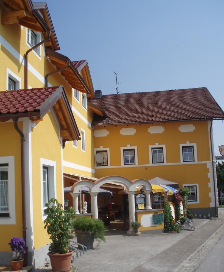 Kirchenwirt Mayr Franking Bagian luar foto